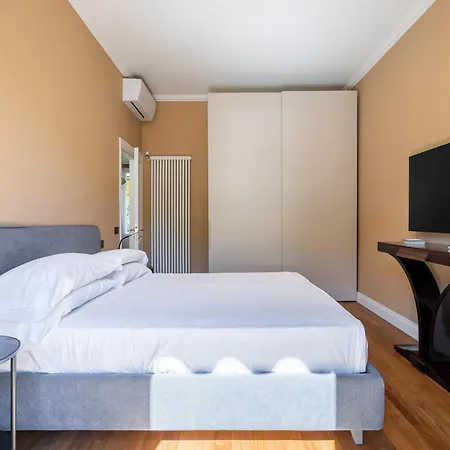 Burchiello Chic Stay-with View In Quiet *